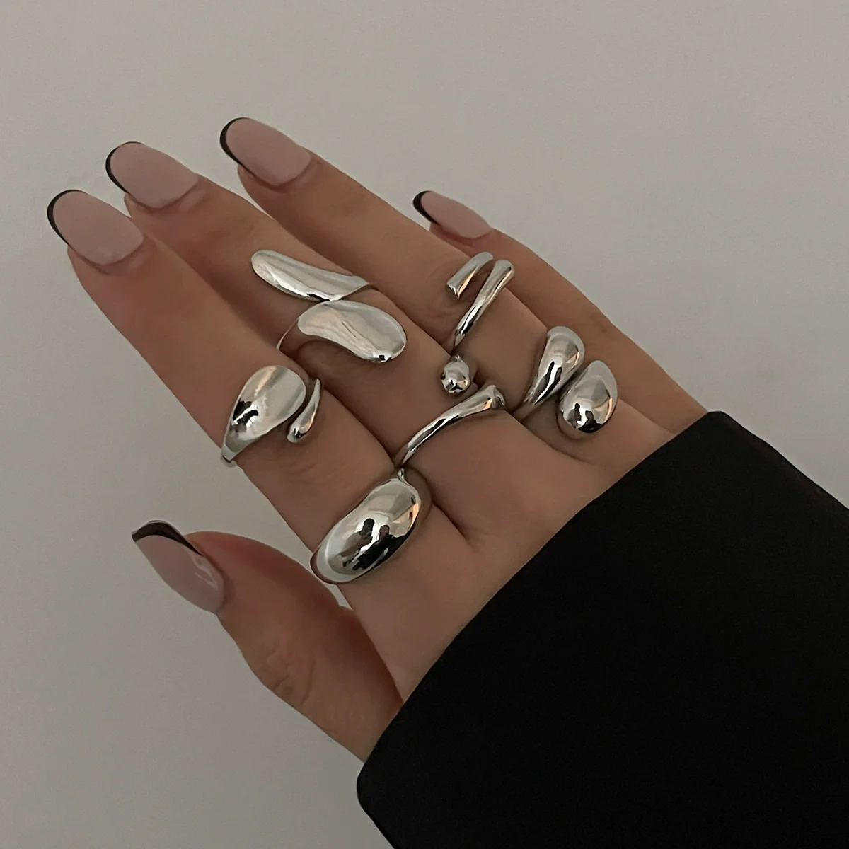 Ring Metal Geometric Electroplating Liquid Metal Pleated Baroque Pearl - Image 16
