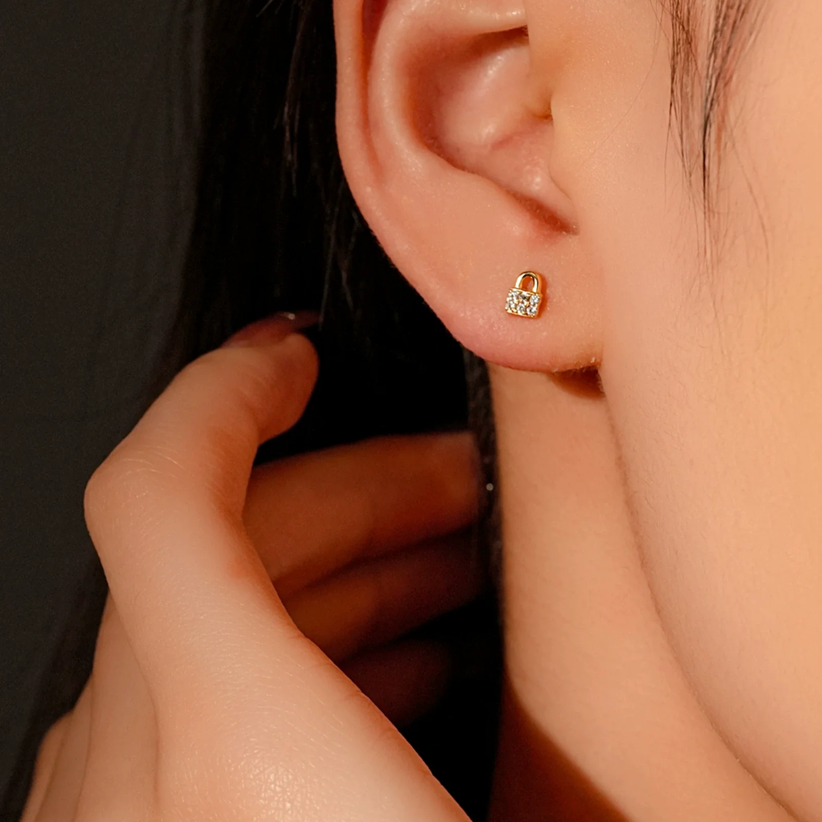S925 Sterling Silver Lock Key Earrings Microinlaid Zircon Electroplated Platinum 18K Gold Fashion Unisex - Image 2