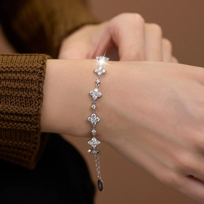 S925 Sterling Silver Moissanite Geometric Four Leaf Clover Women's Bracelet Set With Diamonds Fashion - Image 3