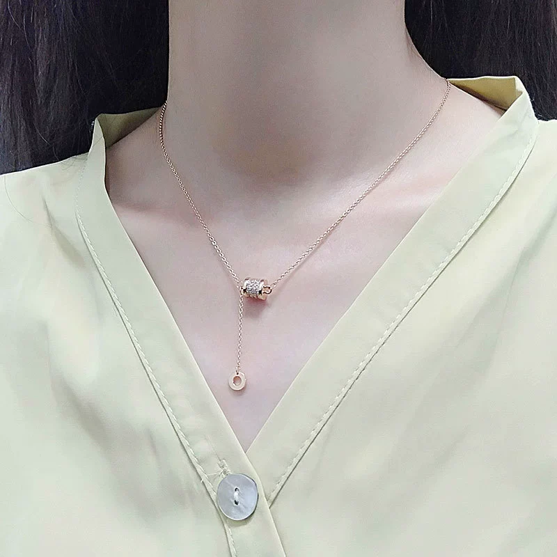 S925 Sterling Silver Pendant Necklace With Small Waist Design Electroplating Process - Image 4