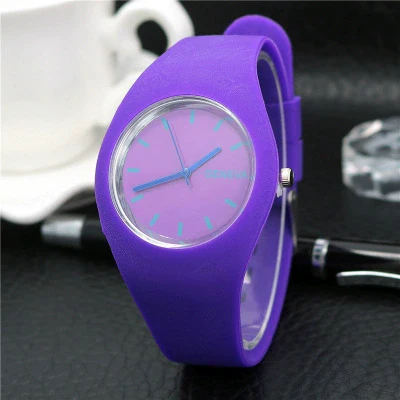 Silicone Alloy Ordinary Glass Mirror Round Dial Quartz Ultrathin Leisure Watch For Men And Women - Image 2
