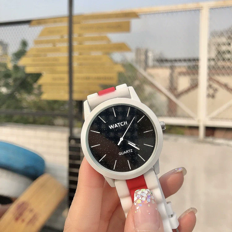 Silicone Band Watch Alloy Case Round Dial Casual Style - Image 3