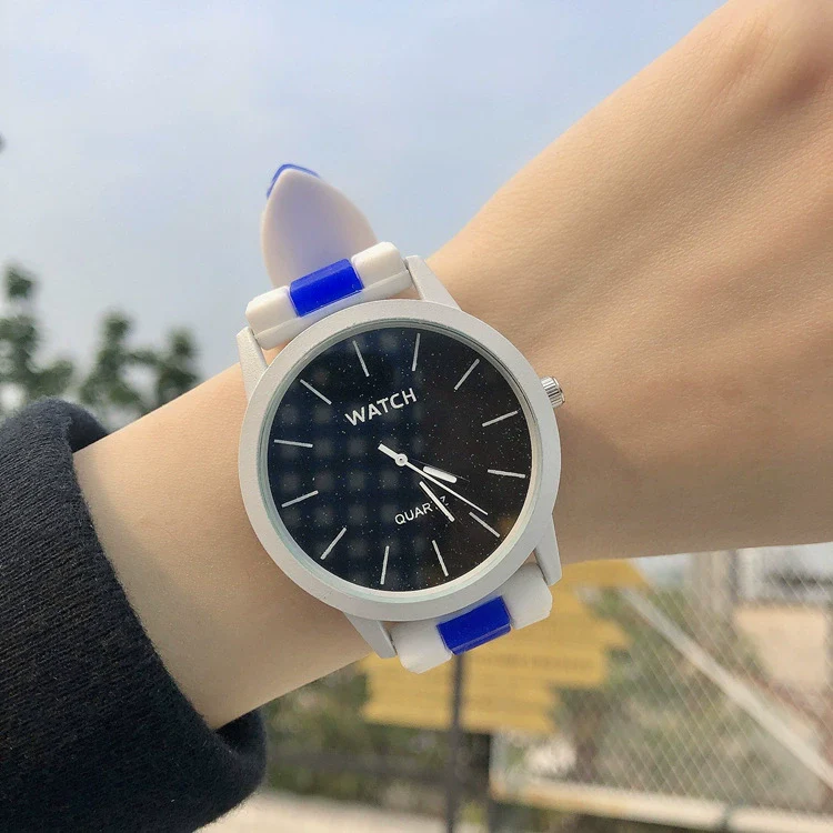 Silicone Band Watch Alloy Case Round Dial Casual Style - Image 4