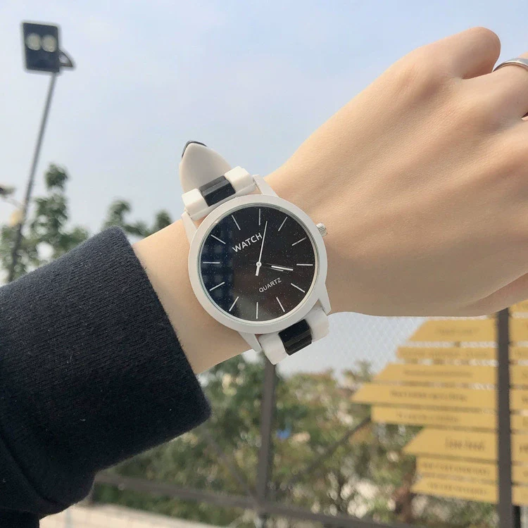 Silicone Band Watch Alloy Case Round Dial Casual Style - Image 8