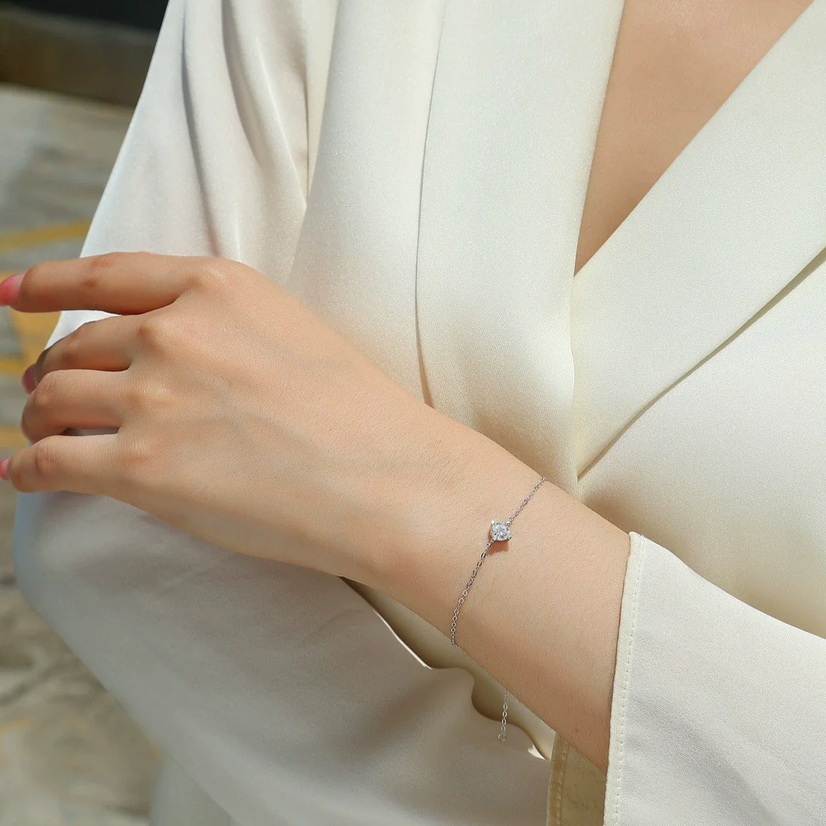 Silver Moissanite Inlay Geometric Women's Bracelet Fashion Style - Image 2