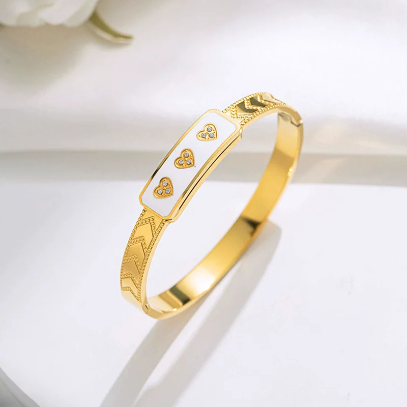 Simple Fashion Drop Oil Love Titanium Steel Polished Bracelet For Female - Image 3