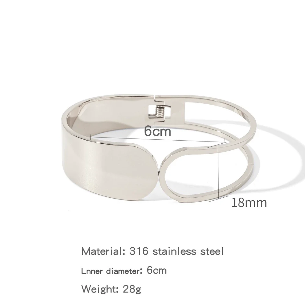 Simple Geometric Stainless Steel Bracelet With Electroplated Buckle - Image 7
