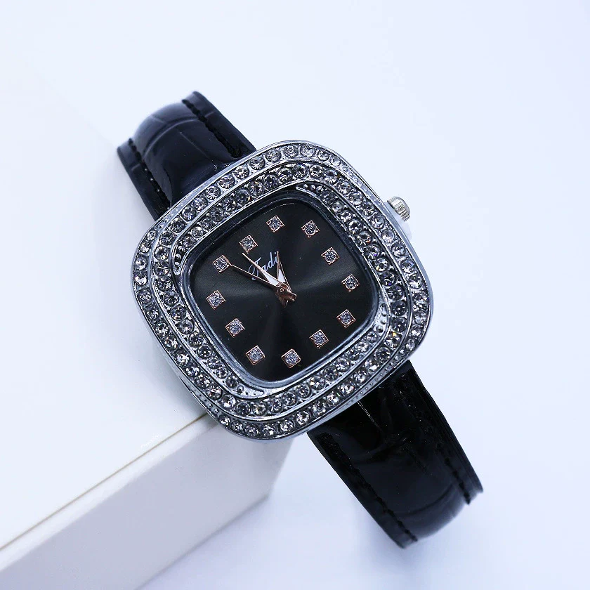 Square Quartz Women's Alloy Pu Leather Luxury Watch - Image 4