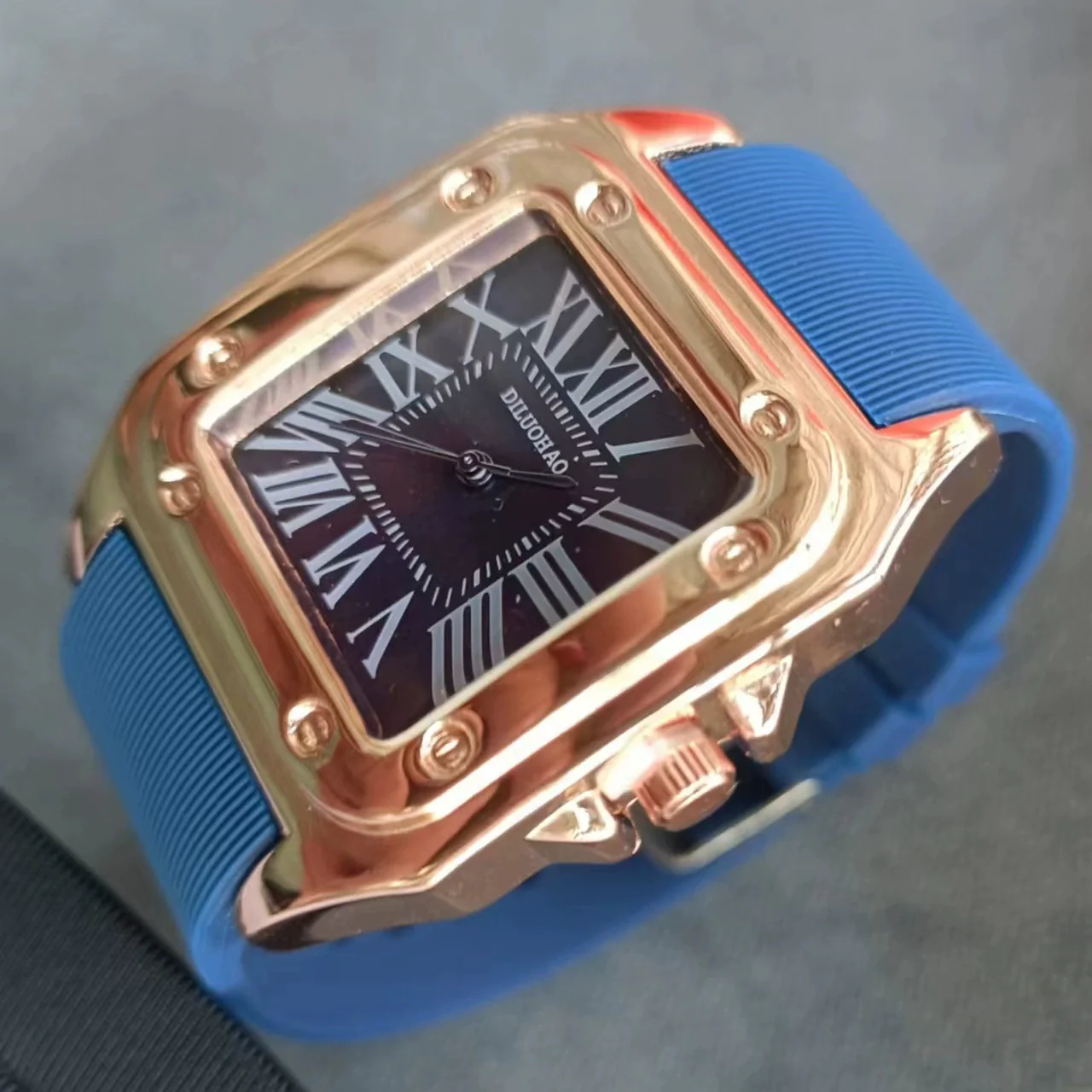 Square Silicone Alloy Women's Leisure Watch With Roman Dial - Image 3