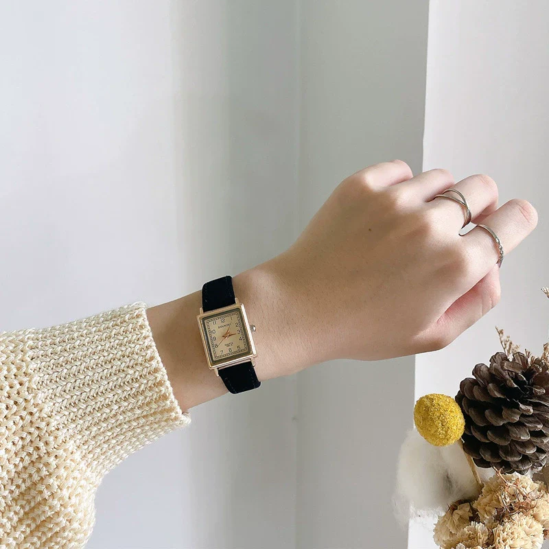 Square Women's Watch Alloy Case Ordinary Glass Mirror Thin Belt Small Dial Retro Leisure Style - Image 6