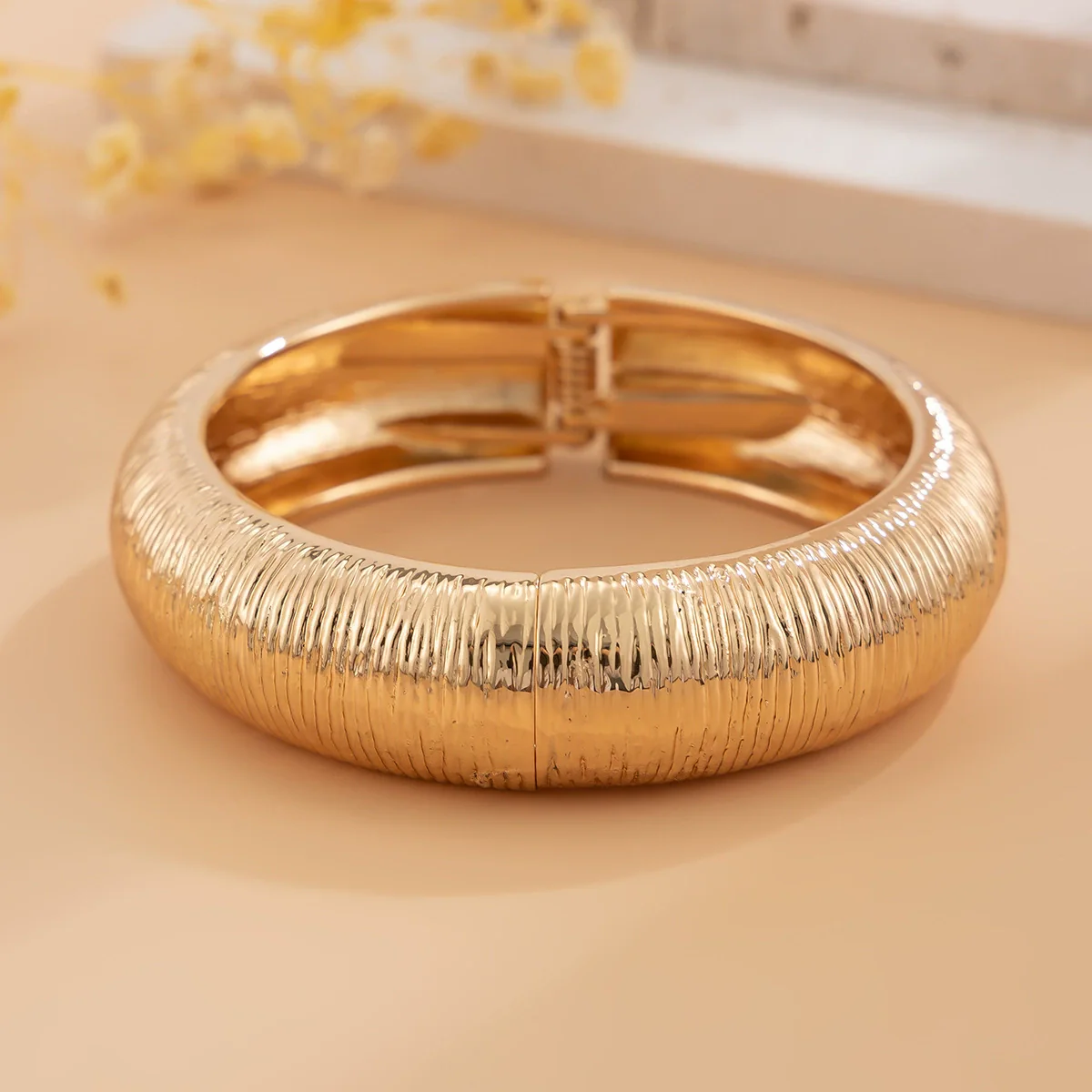 Stacked Irregular Alloy Bracelet With Electroplating Treatment - Image 9