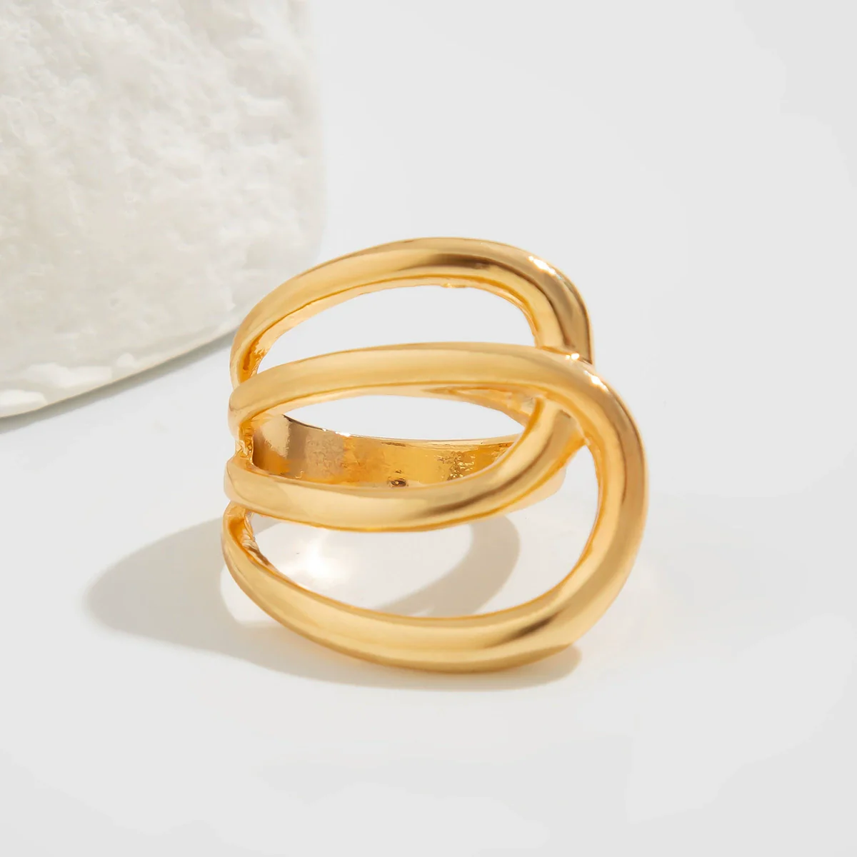 Stacked Wind Irregular Zinc Alloy Electroplated Bracelet - Image 10