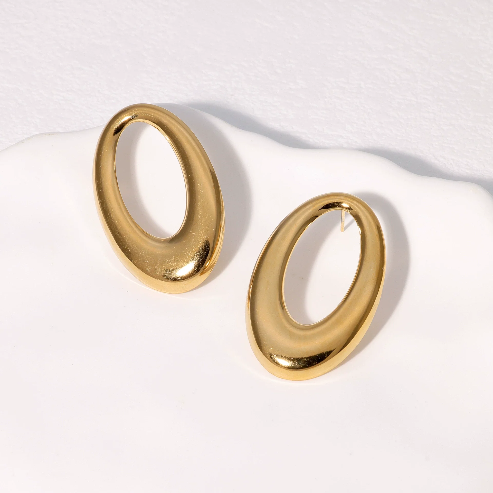 Stainless Steel And Titanium Steel Geometric Earrings With Electroplating Minimalist Style For Women - Image 4