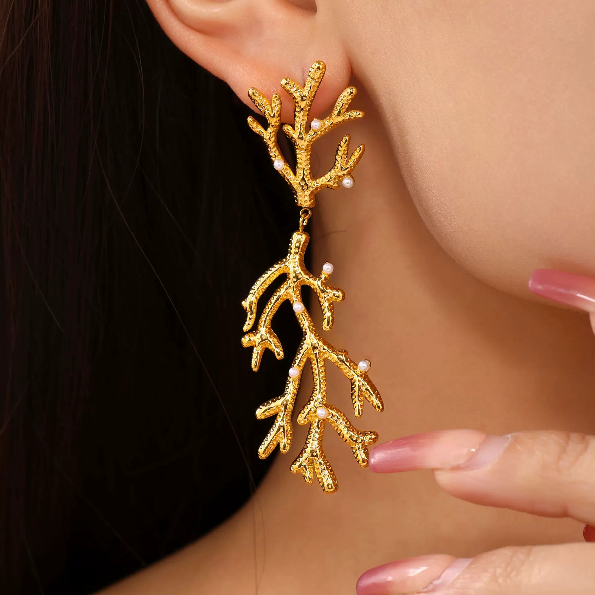 Stainless Steel Bead Textured Coral Geometric Light Luxury Electroplated Women's Ear Studs Earrings - Image 2