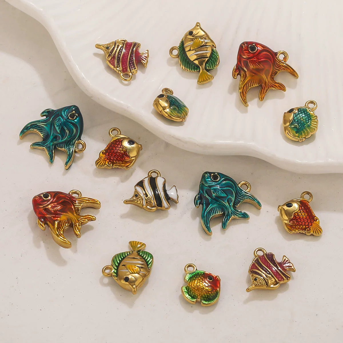 Stainless Steel Fish Pendant Jewelry With Oil Dripping Craft Handmade - Image 3