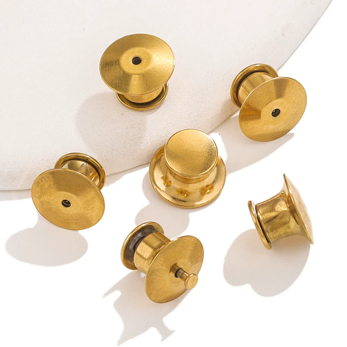 Stainless Steel Flat Head Cap High Card Cap With Golden Badge Vacuum Color Electroplated Accessories - Image 2
