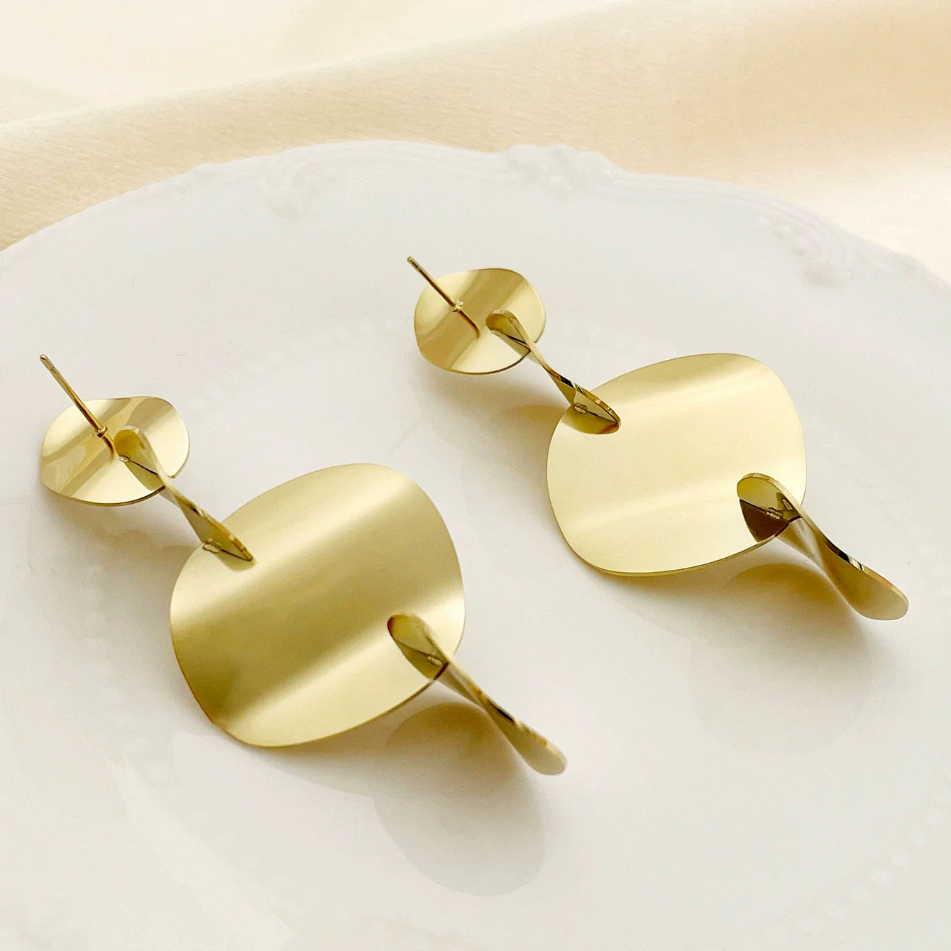 Stainless Steel Gold Plated Geometric Round Fashion Earrings For Women - Image 4