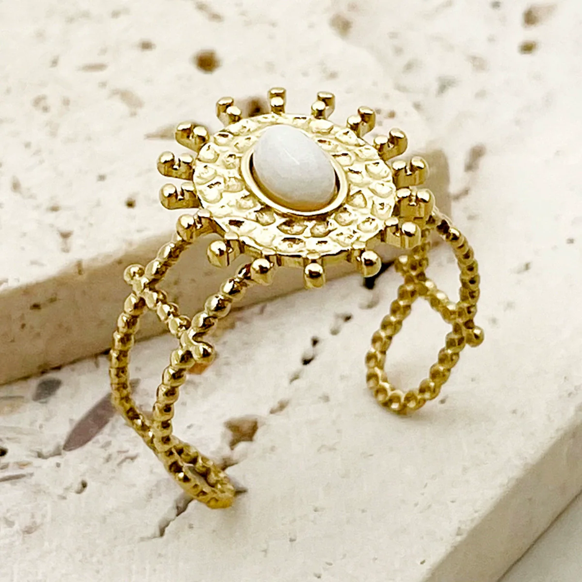 Stainless Steel Goldplated Sunflower Gem Inlay Geometric Design Women's Sweet Natural Fine Jewelry Ring - Image 2