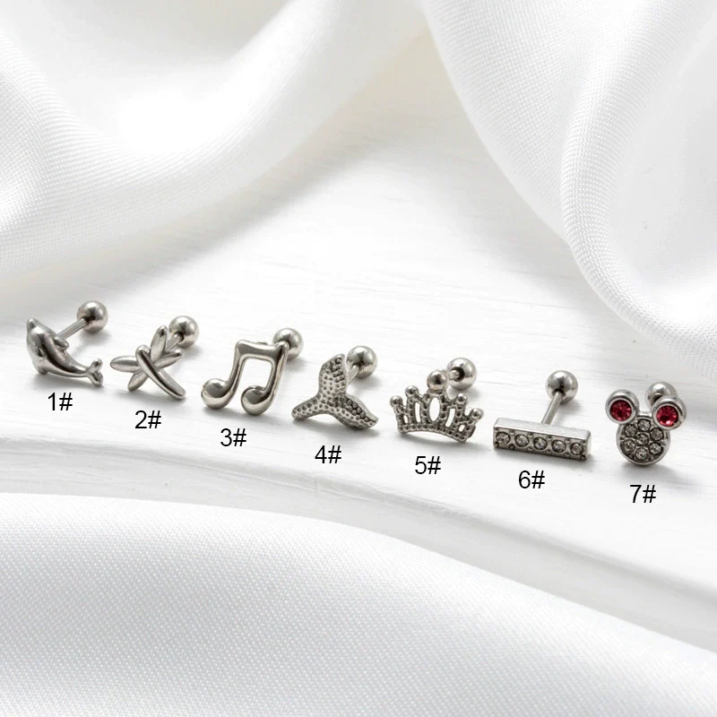Stainless Steel Heart Shape Electroplated Women's Ear Studs - Image 2