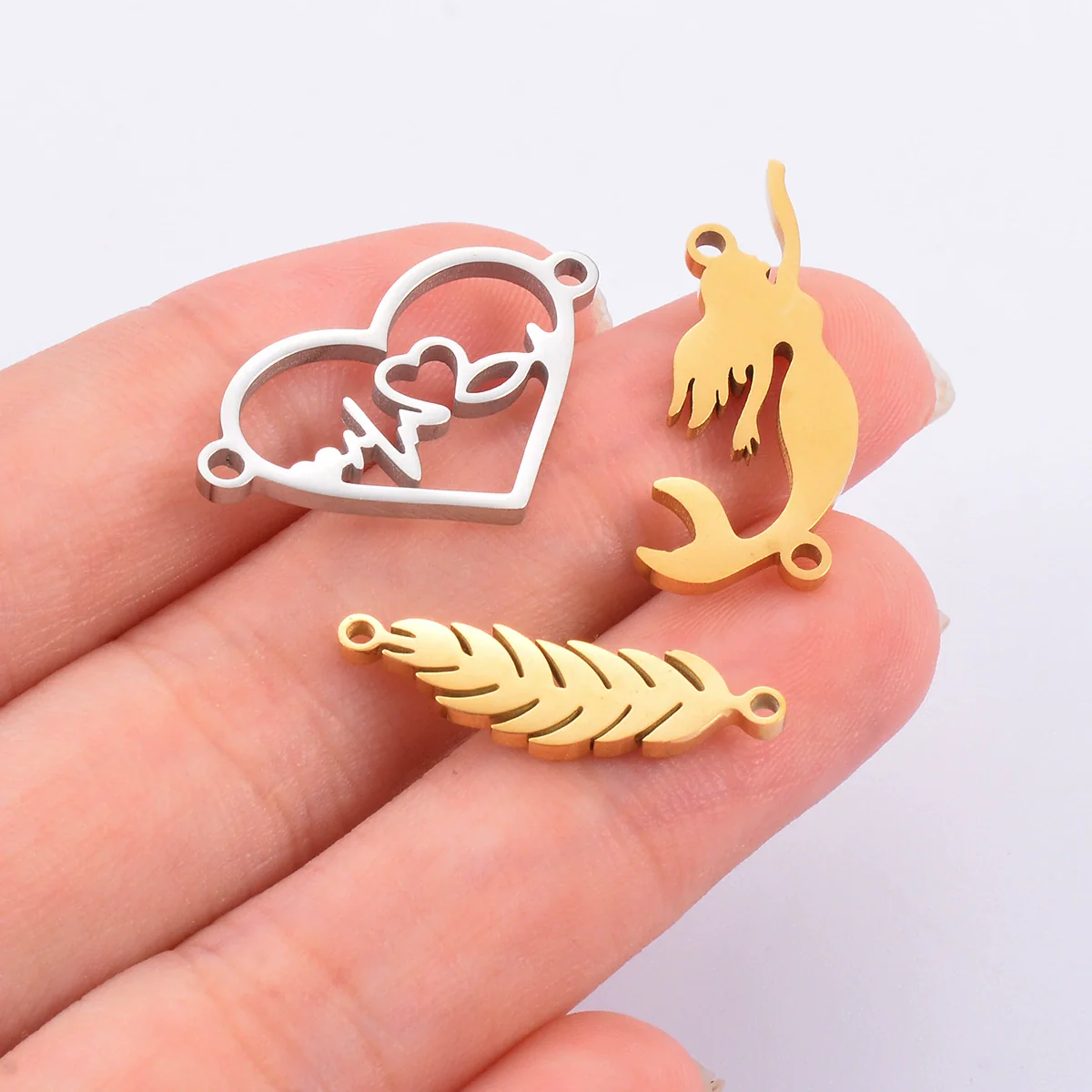 Stainless Steel Jewelry Pendant With Geometric Shape Electroplating Palm Heart Infinite Symbol Turtle Mermaid Airplane Double Hole Design - Image 2
