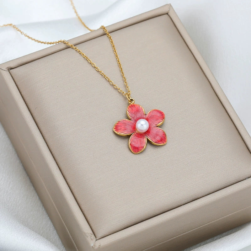 Stainless Steel Retro Flower Pendant Necklace With Electroplating - Image 3