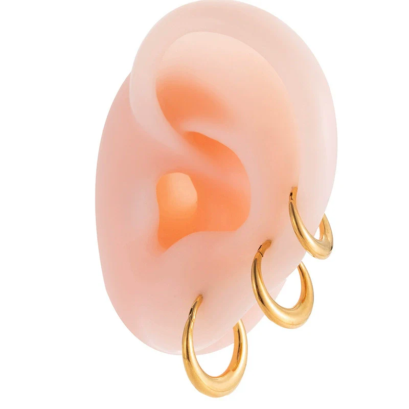 Titanium Alloy Ear Buckle Earrings Fashion Heart Shape Electroplating Unisex - Image 5