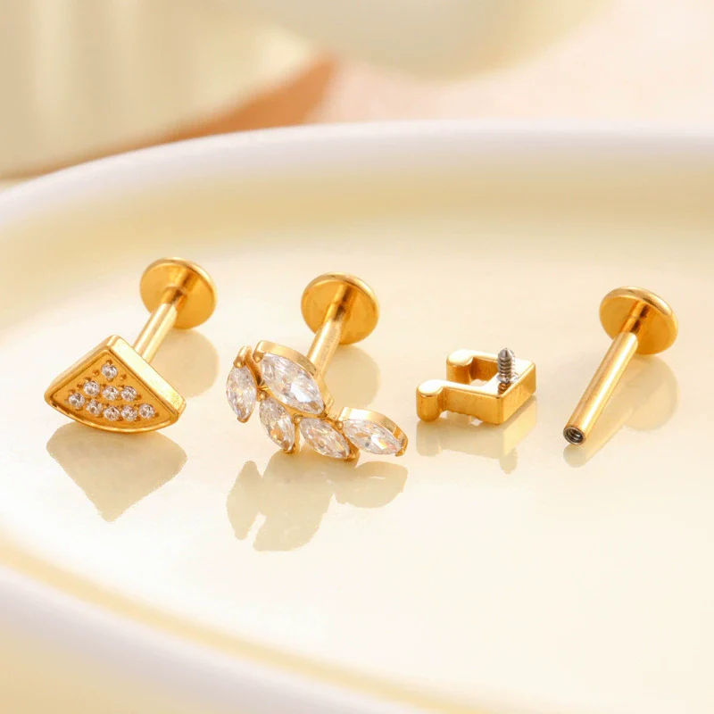 Titanium Alloy Flower Pattern Electroplated Women's Cartilage Puncture Earrings - Image 2