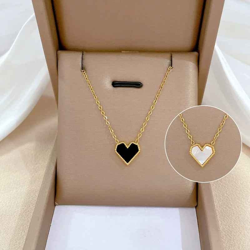Titanium Steel Geometric Electroplated Necklace Unisex - Image 3