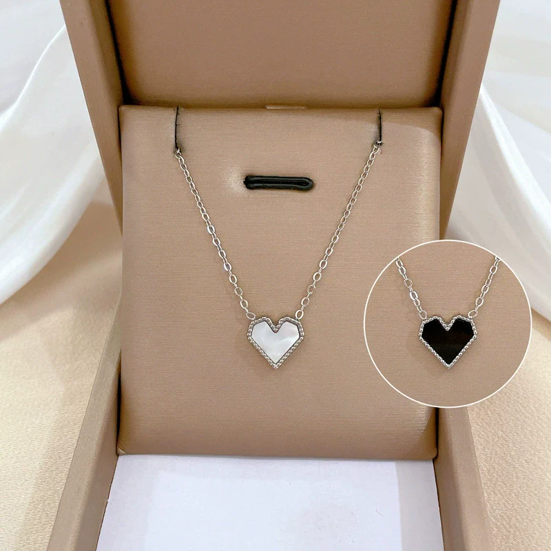 Titanium Steel Geometric Electroplated Necklace Unisex - Image 4