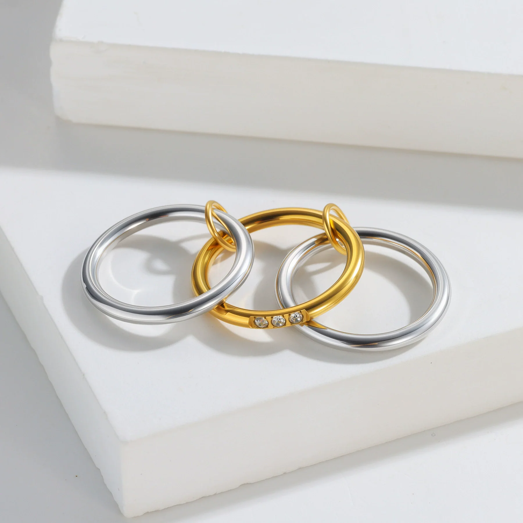 Titanium Steel Geometric Multiring Combination Women's Ring Electroplated - Image 3