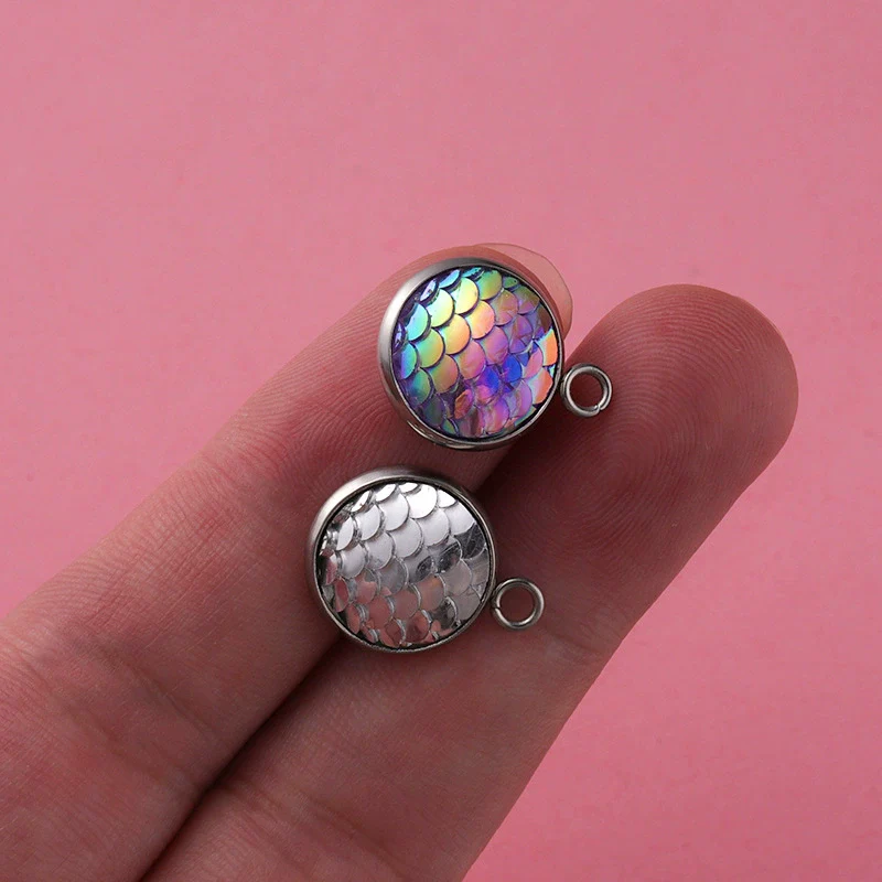Titanium Steel Geometric Round Fish Scale Jewelry Accessories Pendant - Image 3