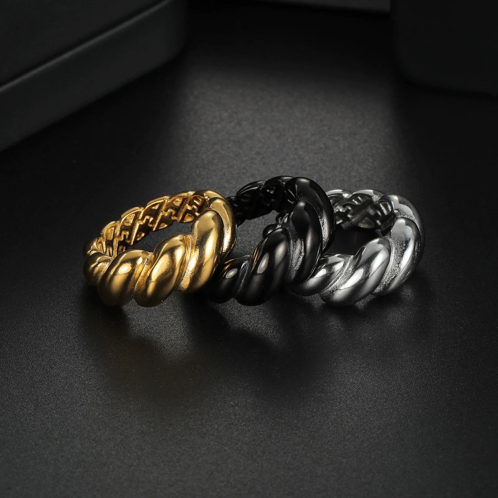Titanium Steel Geometric Twist Shape Casting And Electroplating Ring Unisex Jewelry