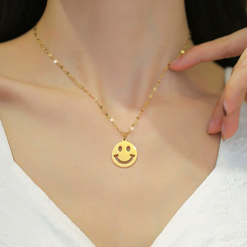 Titanium Steel Round Smiling Face Geometric Fashion Minimalist Electroplated Necklace For Women And Unisex - Image 2