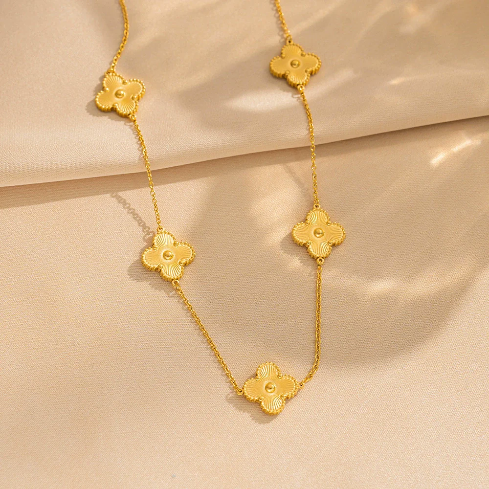 Titanium Steel Women's Fashion Versatile Laser Fourleaf Flower Set With Necklace Bracelet Earrings And Electroplating - Image 6