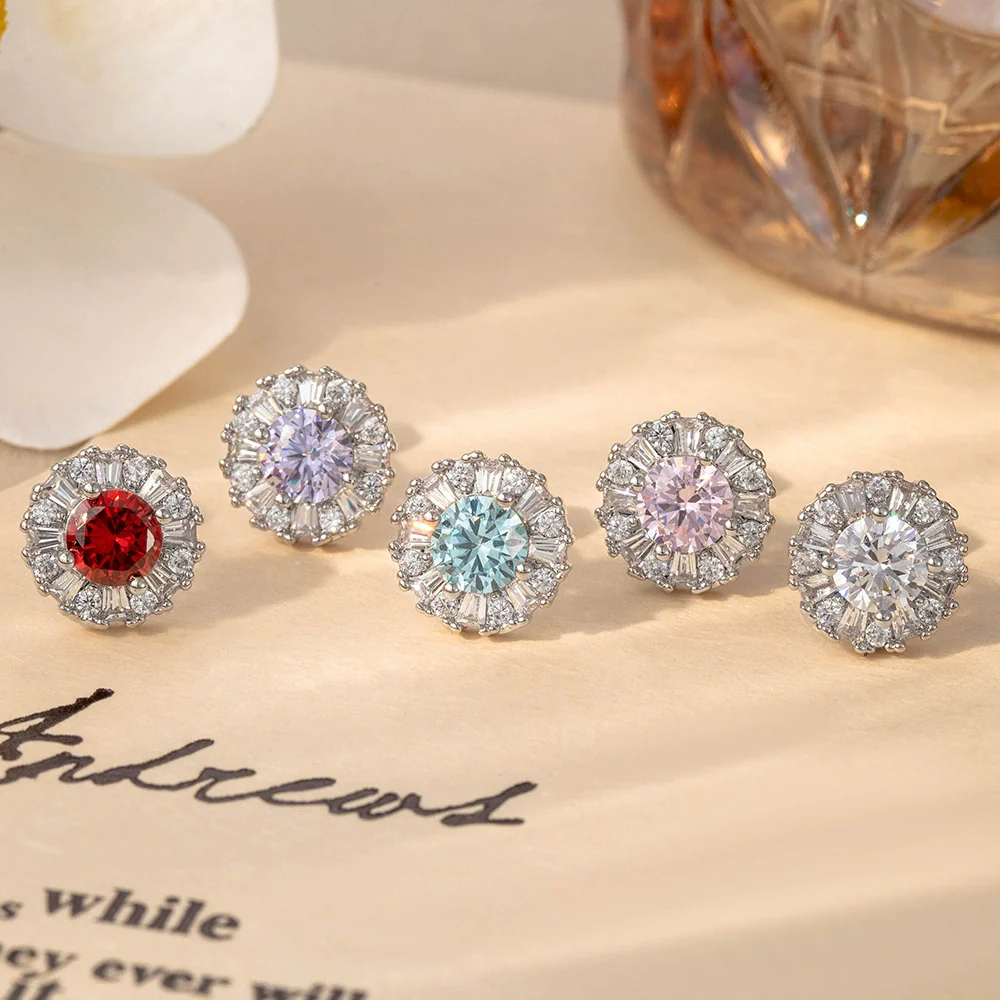 Titanium Steel Women's Sweet Geometric Flower Pattern Zirconia Earrings - Image 3