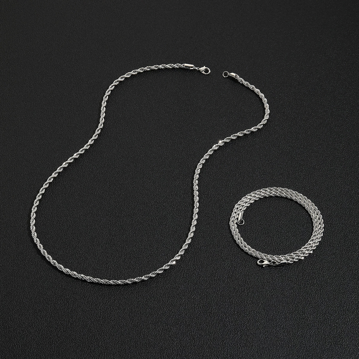 Unisex Iron Twist Chain Necklace With Geometric Pattern And Electroplating Treatment - Image 3