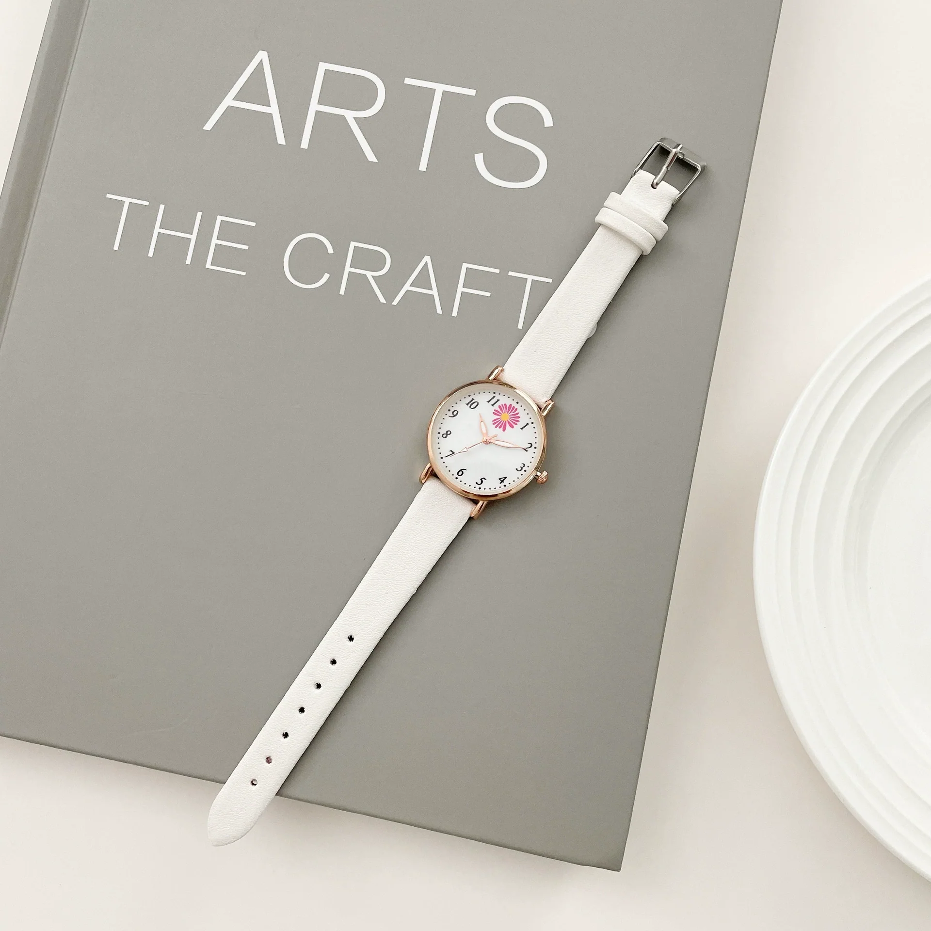 Universal Fashion Watch Set Alloy Case Canvas Strap Round Dial - Image 12