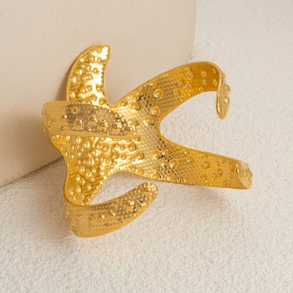 Vintage Animals Starfish Stainless Steel 18K Electroplated Hammer Bracelet For Women - Image 4