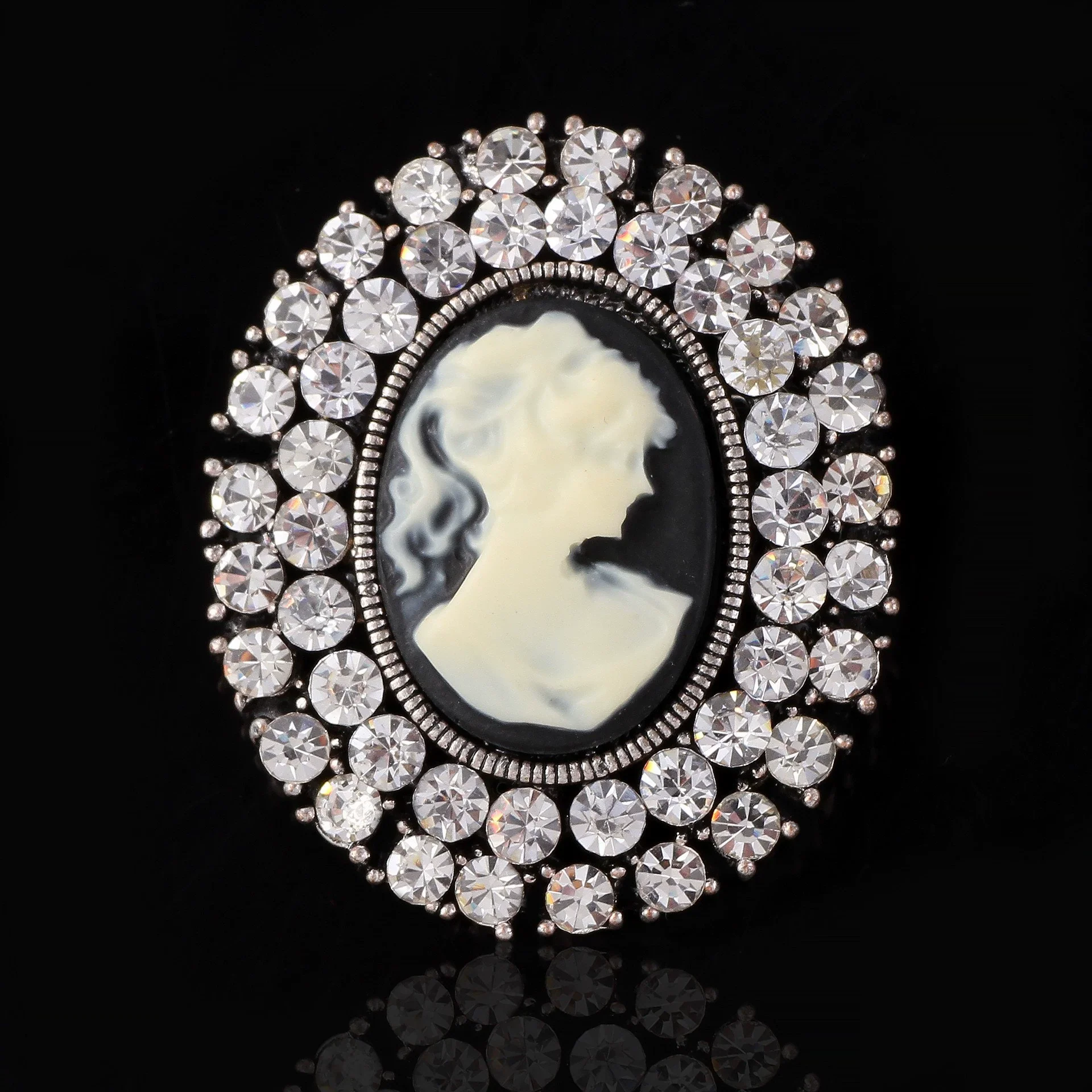 Vintage Fashion Ol Style Alloy Head Brooch Pin With Cartoon Characters Electroplated For Women - Image 21