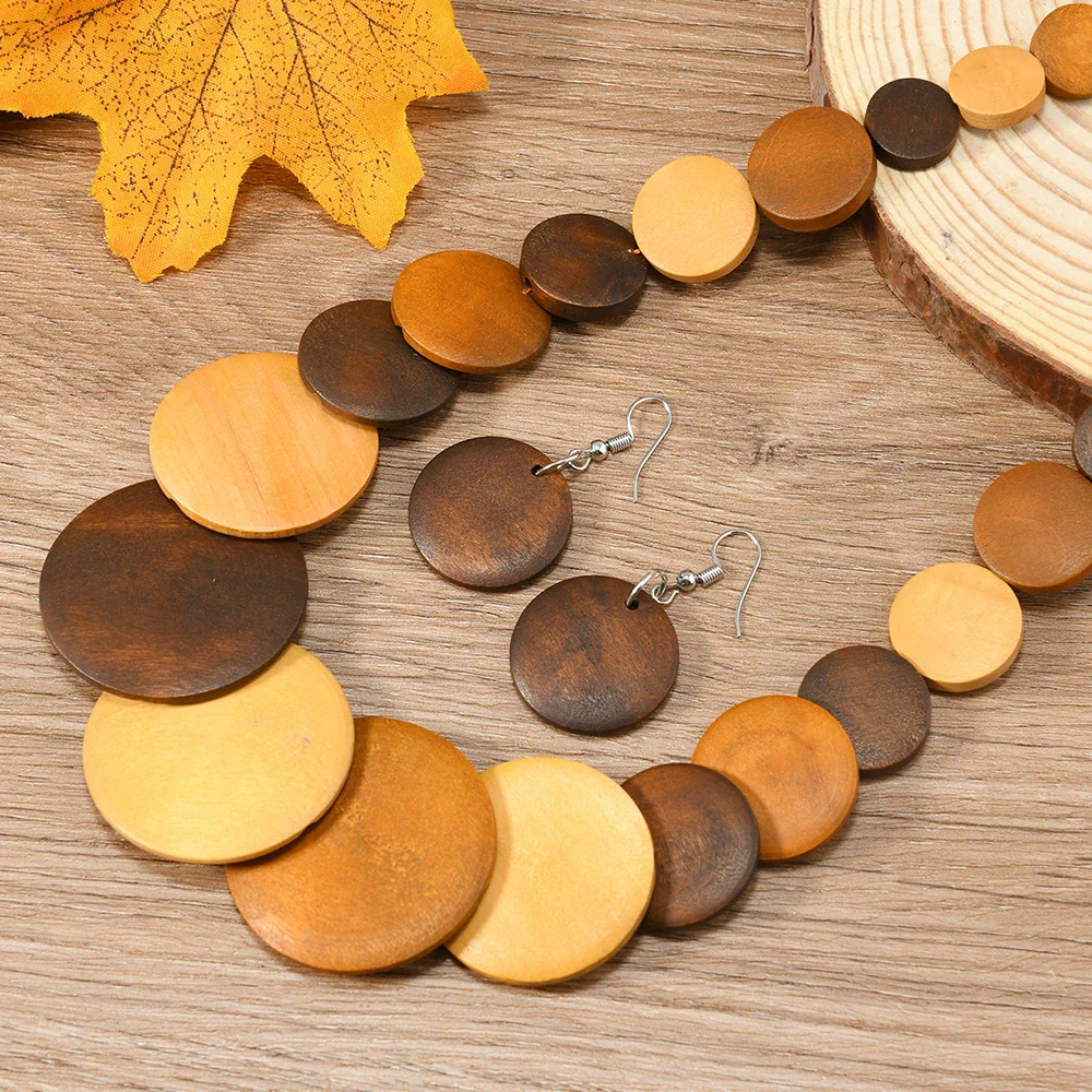 Vintage Geometric Handmade Leather And Wooden Beads Women's Pendant Necklace And Earrings Set - Image 2