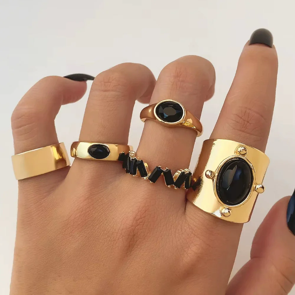 Vintage Geometric Round Turquoise Metal Ring Inlaid With Artificial Gemstones And Semiprecious Stones Gold Plated - Image 11