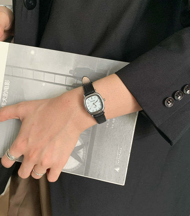 Vintage Square Alloy Women's Leisure Watch - Image 6