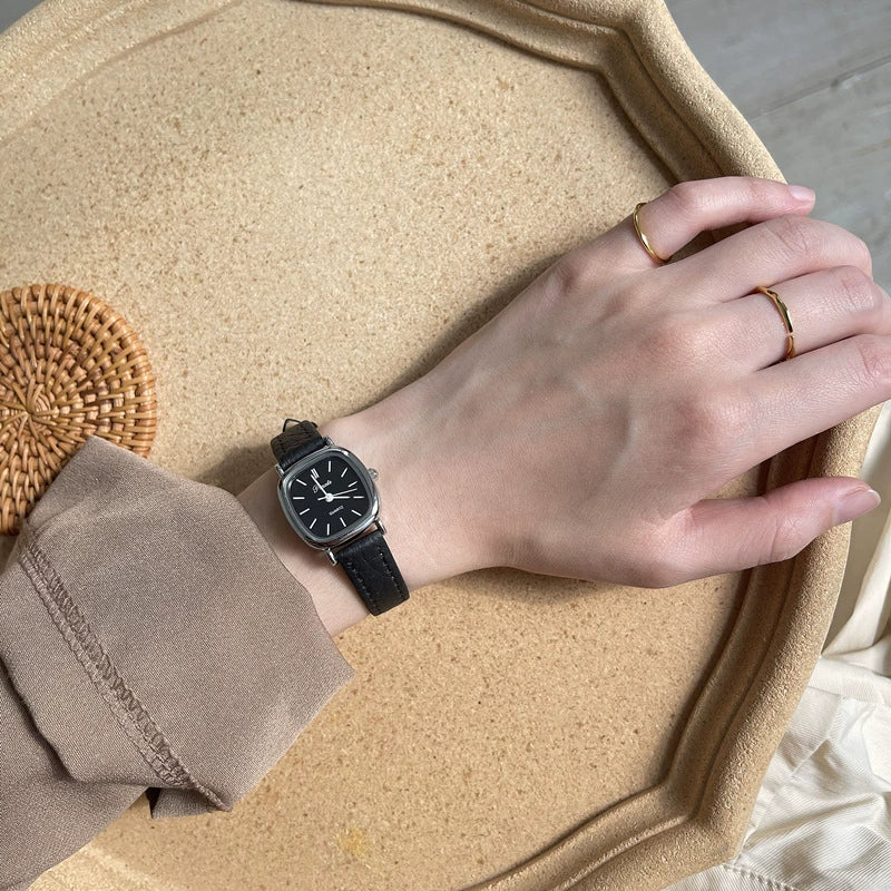 Vintage Women's Alloy Watch Simple Elegant And Leisure Style - Image 5