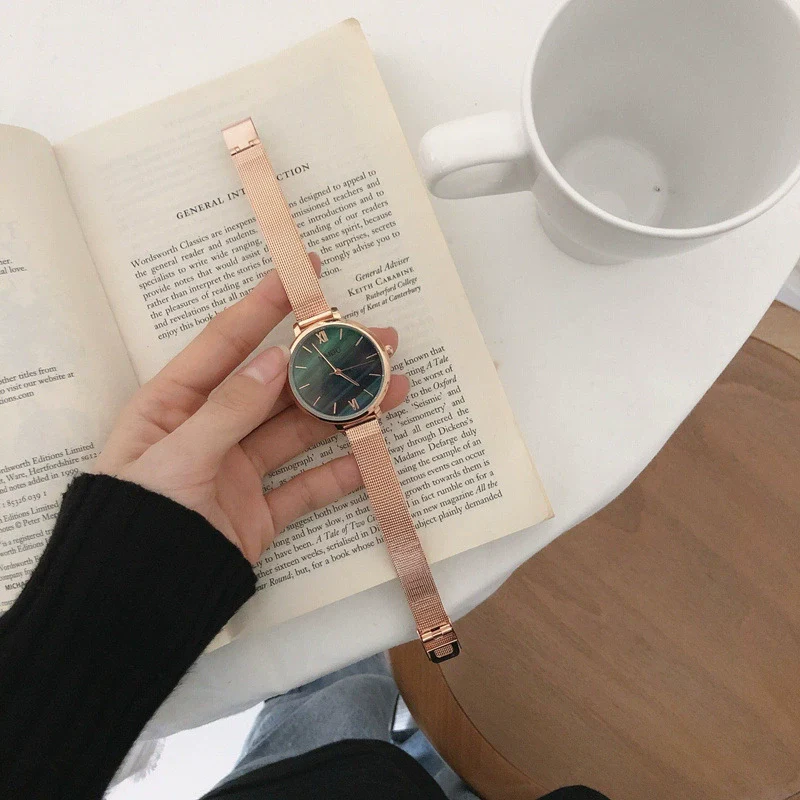 Watch Alloy Band Round Dial Female Student Simple Retro Artistic Leisure Style - Image 3