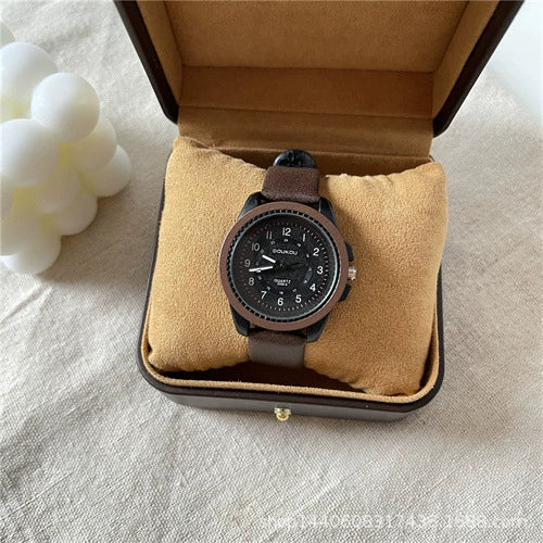 Watch Metal Plastic Mirror Imitation Leather Round Dial Retro Casual Style Women's - Image 2