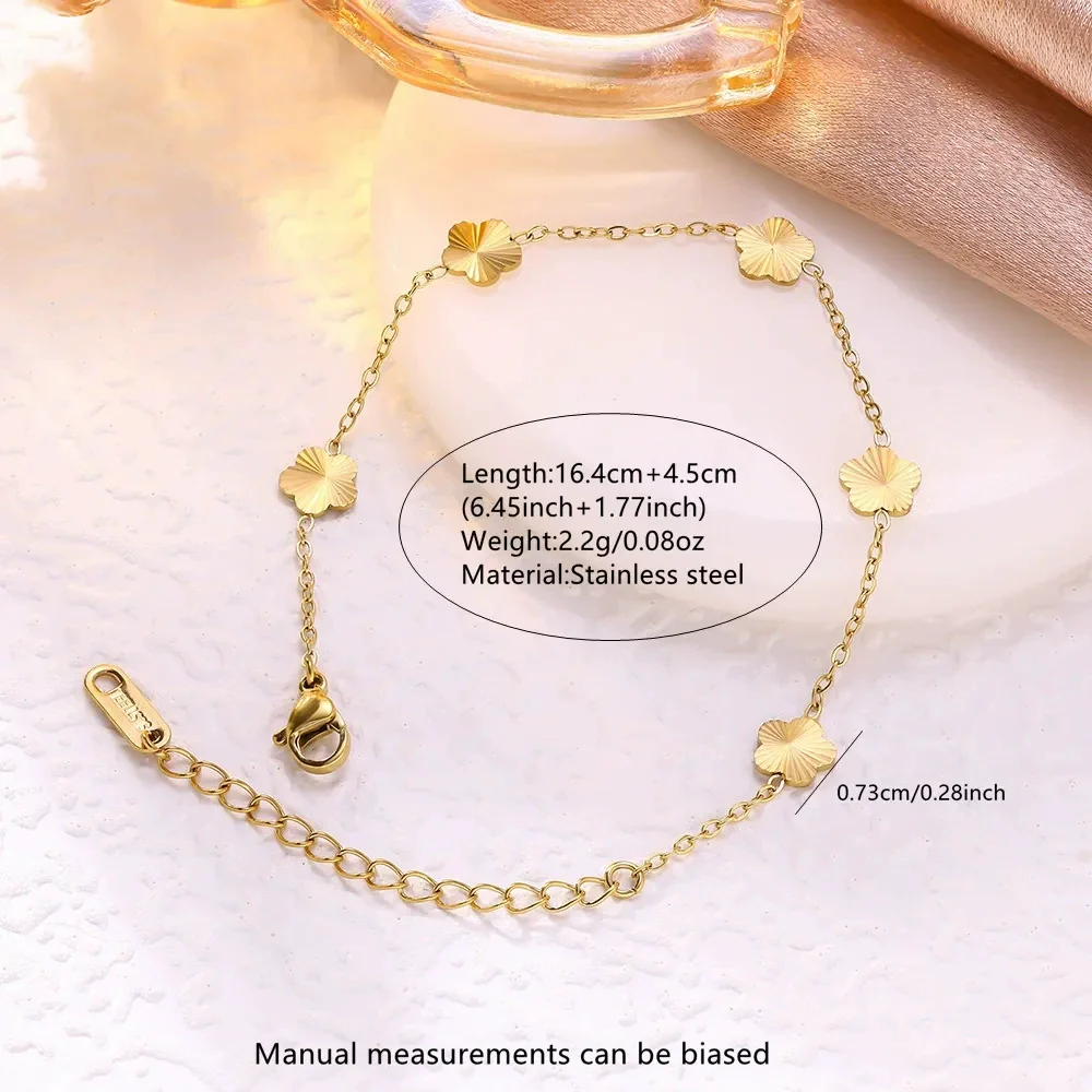 Wholesale 18K Gold Plated Stainless Steel Flower Bracelet And Necklace For Women - Image 4