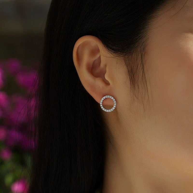 Wholesale 925 Silver Geometric Moissanite Inlaid Earrings For Women Fashion Style - Image 2
