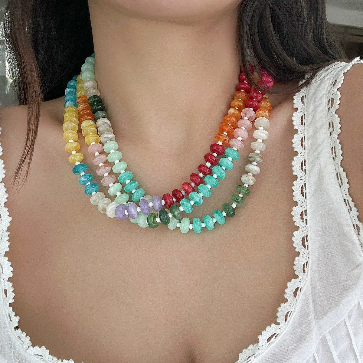 Wholesale Acrylic Beaded Geometric Style Handmade Clavicle Necklace With Metal Spring Buckle - Image 2