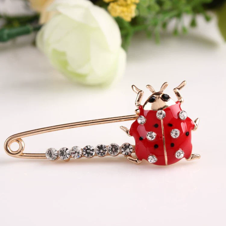 Wholesale Alloy Animal Brooch With Electroplating Fashionable Clothing Accessory - Image 2