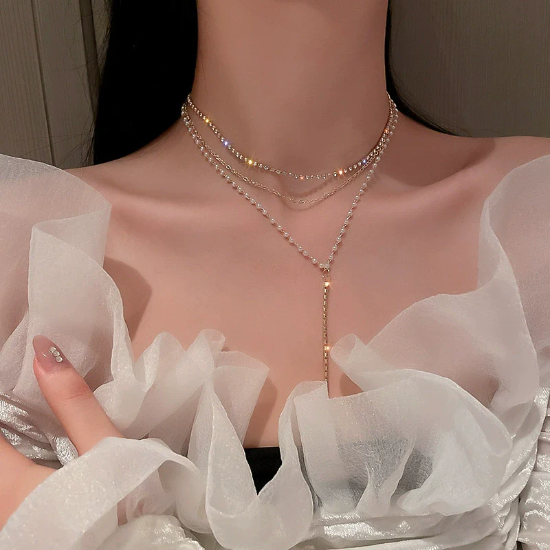 Wholesale Alloy Clavicle Chain Necklace With Fritillaria Flower Design And Electroplating Treatment Light Luxury Style For Women - Image 17